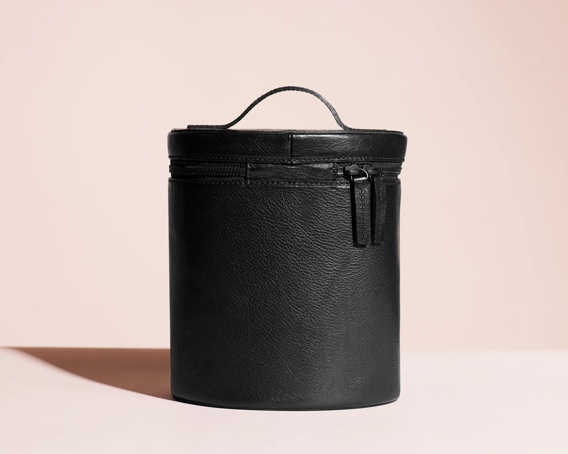 Dopp Kit alternate view
