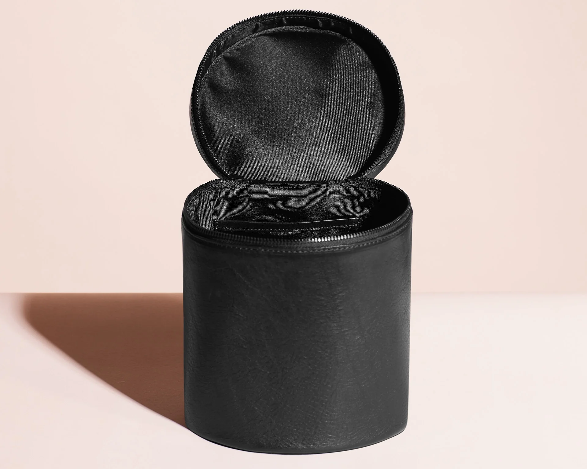 Dopp Kit view 4