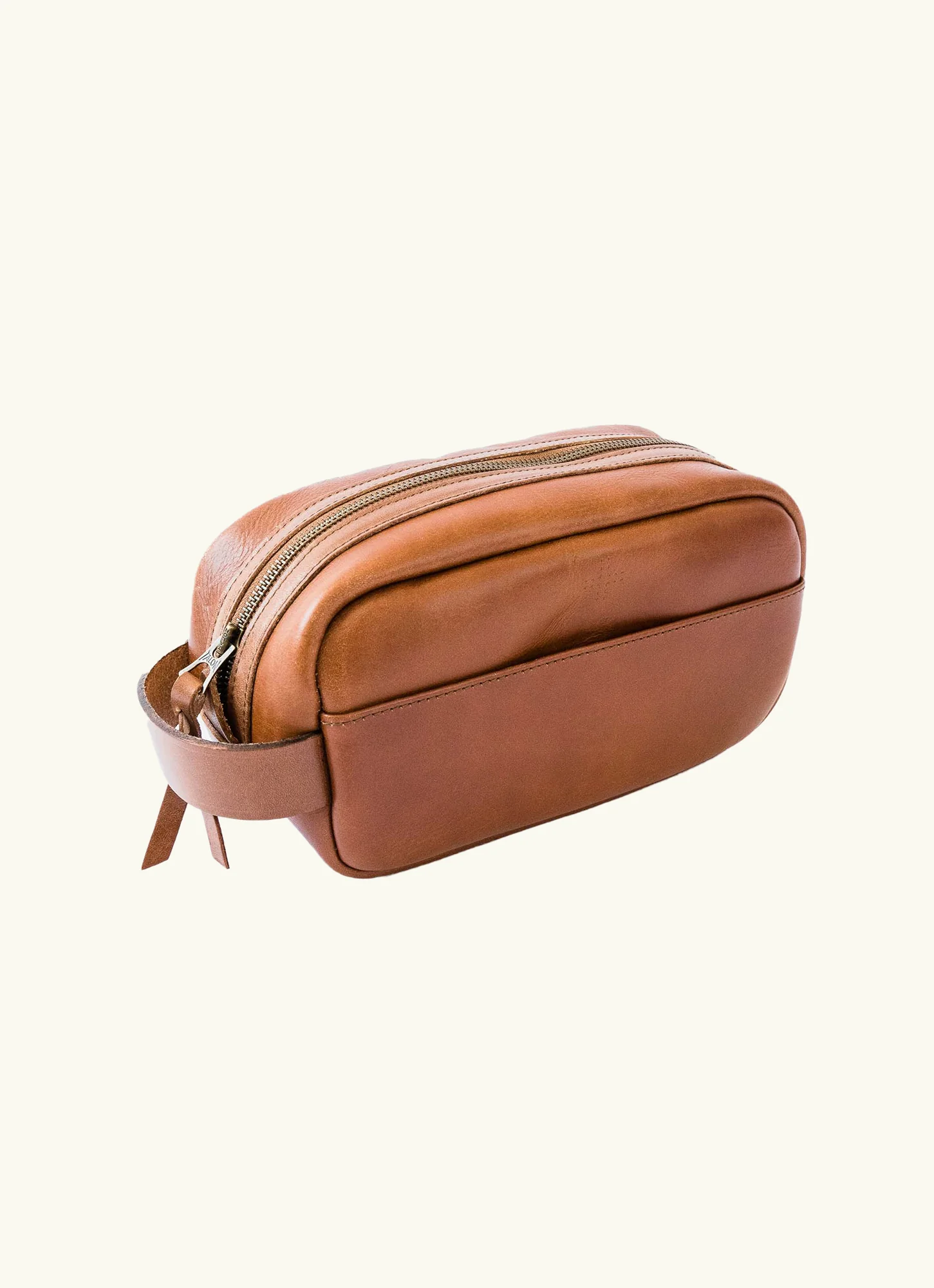 Leather craftsmanship cutting