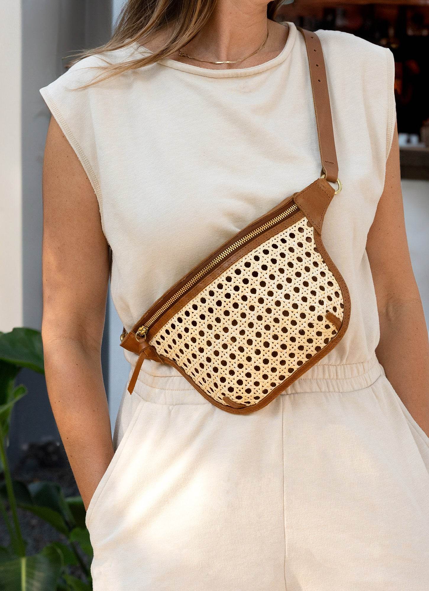 Rattan Sling Bag view 3